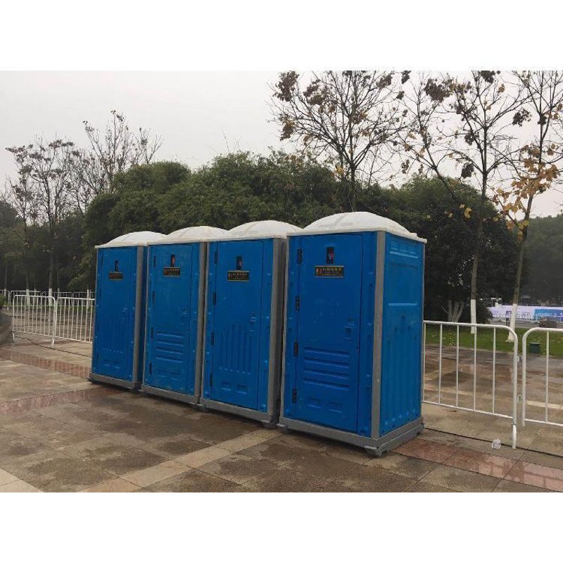 公厕维修，城市文明的一个侧影